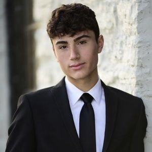 Meet your Posher, Sam